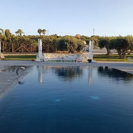 Il Cappero Marzamemi Bed & Breakfast *